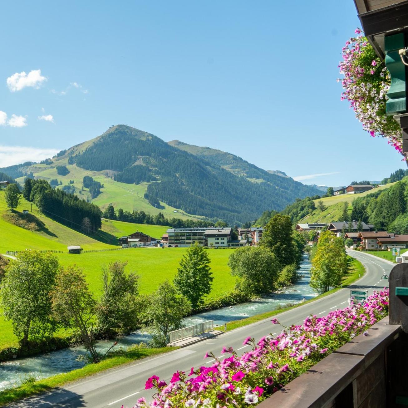 Villa Austria Saalbach ภายนอก รูปภาพ